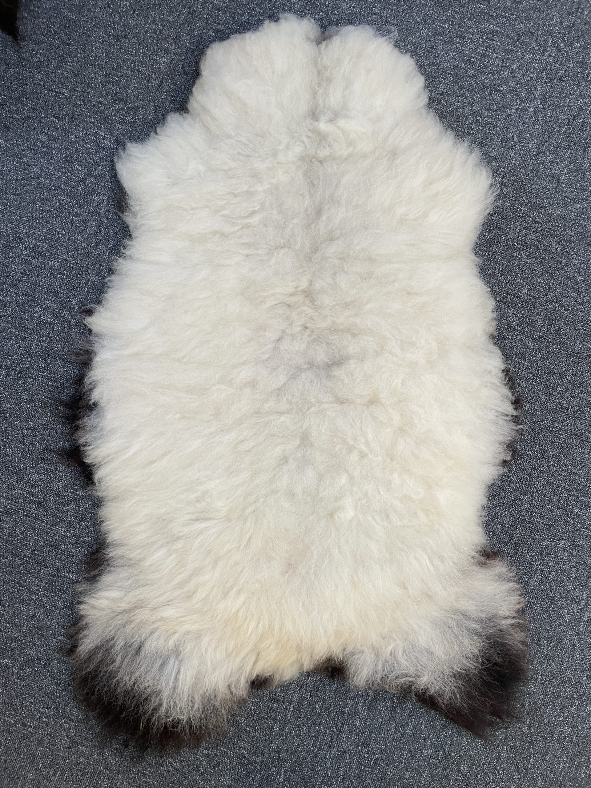 Torddu Badgerface Sheepskin Rug - Image 2